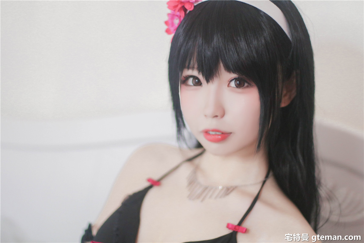 COSPLAY爱好者@十万珍吱伏特 笑起来露出两颗大门牙超可爱 - 蓝宅社-蓝宅社
