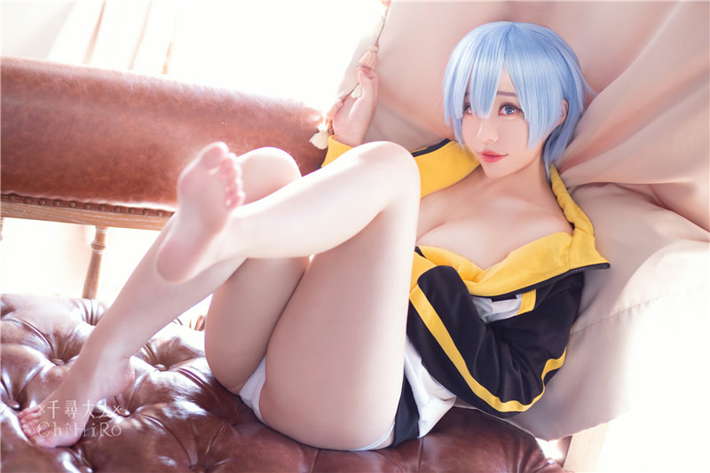 叫我千寻大人：颜值与才华齐飞的二次元小魔女！ - 蓝宅社-蓝宅社