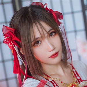 妖君白研：二次元世界的百变女王 - 蓝宅社-蓝宅社