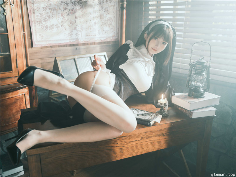 河豚抚子美图赏析，面朝大海的她 - 蓝宅社-蓝宅社