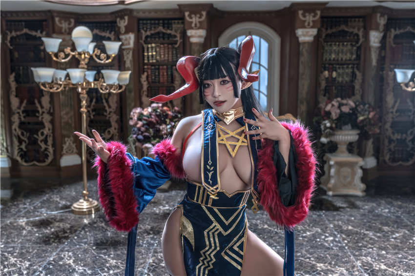 柳丸：柔韧美学与Cosplay的灵活女神！ - 蓝宅社-蓝宅社